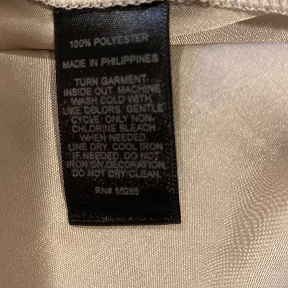 Brand New Express dress gray size xs silk fabric with silver accents pockets - Picture 8 of 8